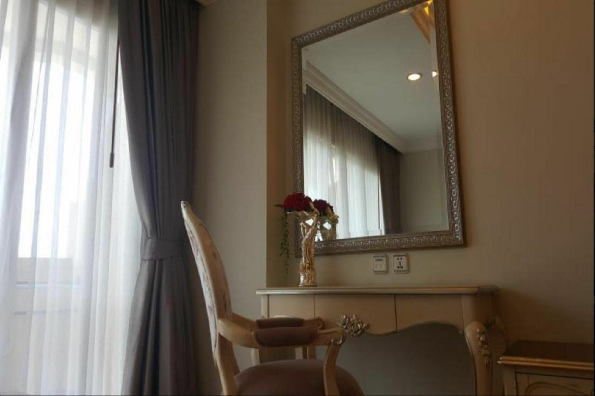 Lk Noble Suite パッタヤー エクステリア 写真